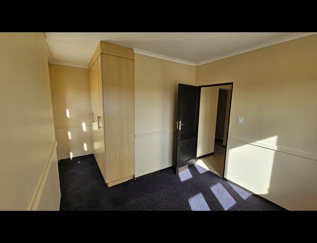 3 BEDROOM HOUSE FOR SALE IN SERALA VIEW